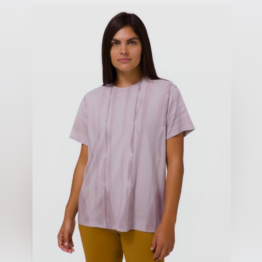 Lululemon All Yours Tee - violet verbena spray print